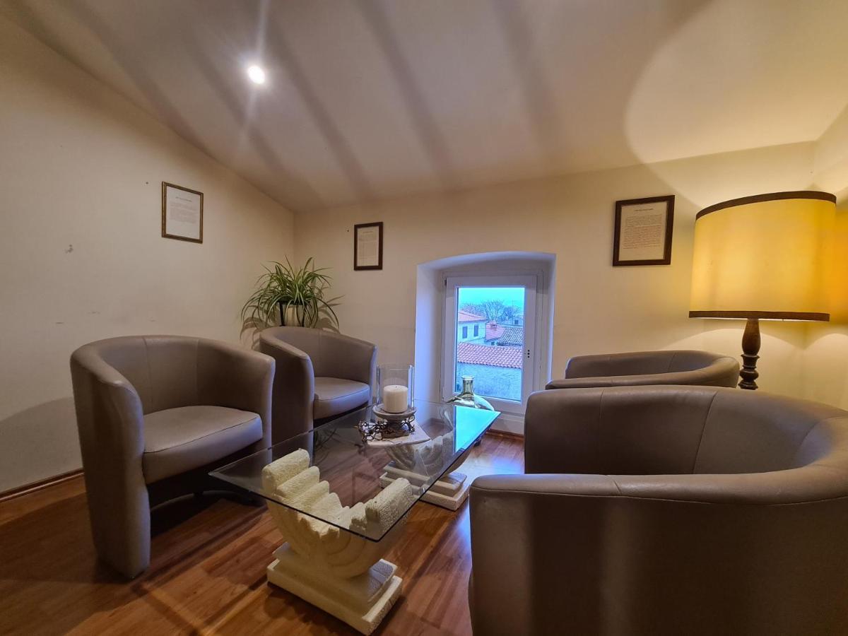 Hotel Stara Sola - Oleander Resort Korte Εξωτερικό φωτογραφία