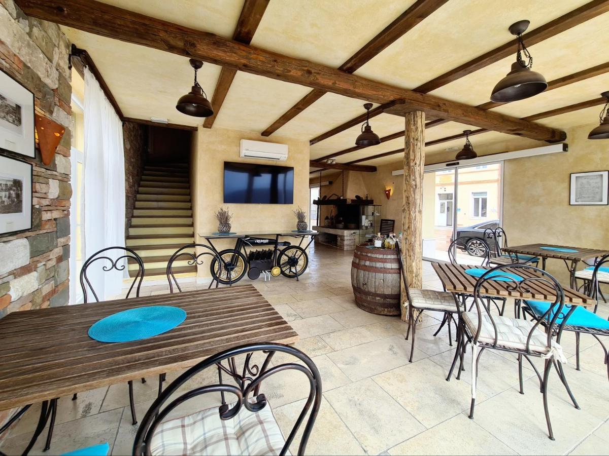 Hotel Stara Sola - Oleander Resort Korte Εξωτερικό φωτογραφία