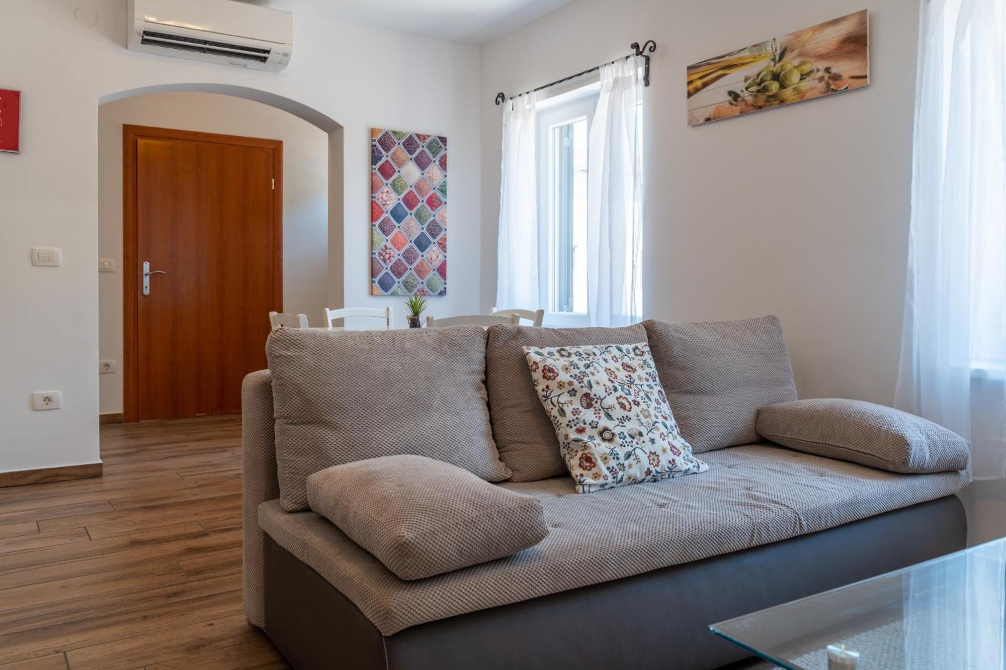 Hotel Stara Sola - Oleander Resort Korte Εξωτερικό φωτογραφία