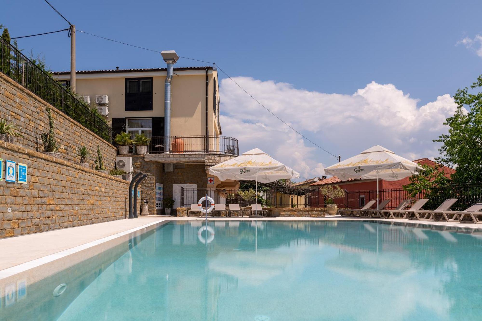 Hotel Stara Sola - Oleander Resort Korte Εξωτερικό φωτογραφία