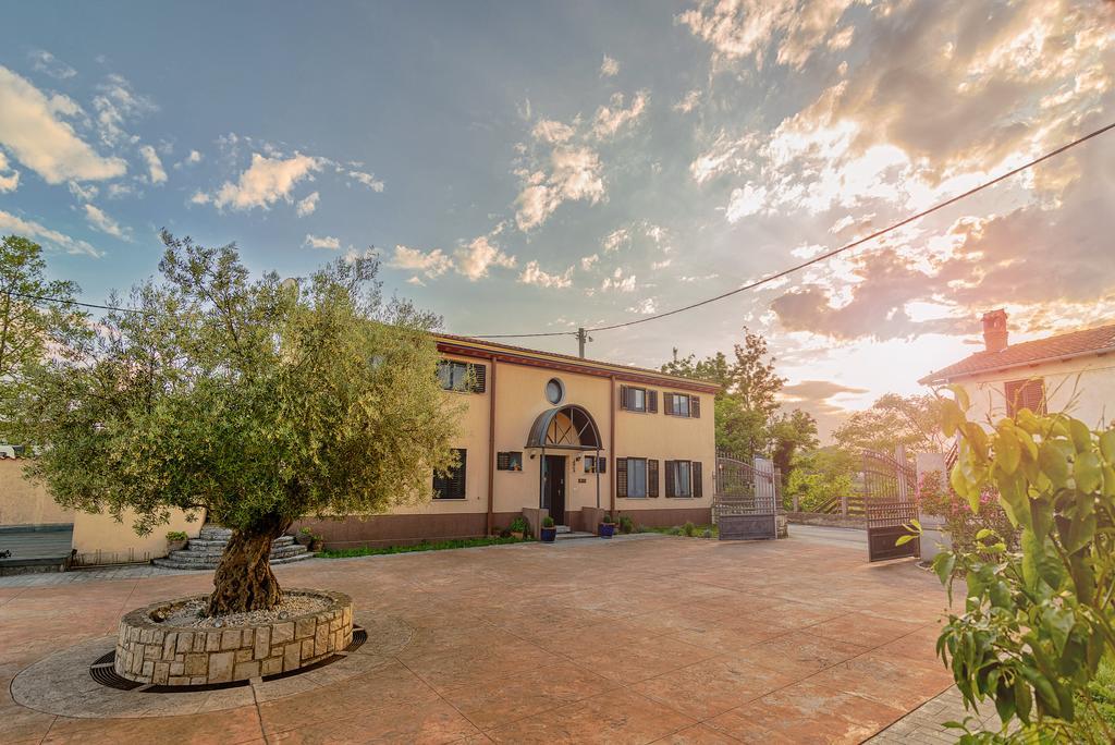Hotel Stara Sola - Oleander Resort Korte Εξωτερικό φωτογραφία